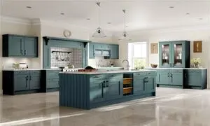 کابینت نئوکلاسیک پوششی بهتر است یا پولیشی؟