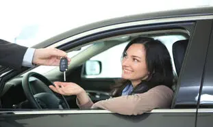 رنت ماشین چیست و چه مزایایی دارد؟