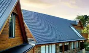 هر آنچه باید درباره ورق گالوانیزه شیروانی بدانید؛ انواع و کاربرد