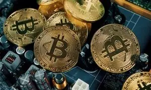 قیمت روز بیت کوین 18 اردیبهشت 1402/ رمزارز معروف باز هم سقوط کرد!