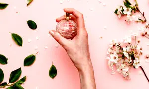 پرفروش ترین عطر های زنانه مناسب فصل بهار کدامند؟