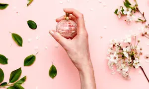پرفروش ترین عطر های زنانه مناسب فصل بهار کدامند؟