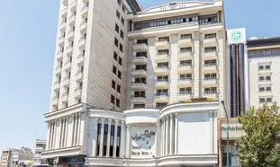 چگونه هتل بزرگ تهران را رزرو کنیم؟