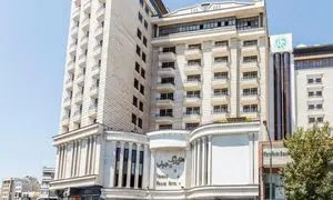 چگونه هتل بزرگ تهران را رزرو کنیم؟