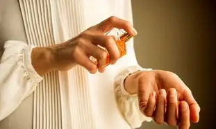 ارزان ترین عطر های زنانه برای مهمانی های شبانه