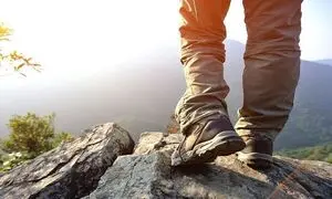 ارزان ترین کفش های کوهنوردی و طبیعت گردی برای افراد مبتدی