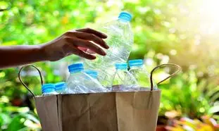 4 ترفند خلاقانه برای استفاده دوباره از ظرف پلاستیکی (ویدیو)