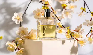 بهترین عطرهای ترش زنانه برای فصل بهار + قیمت