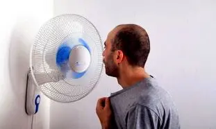ترفند تبدیل پنکه به کولر برای روزهای گرم تابستانی (ویدیو)