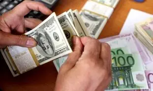 قیمت روز دلار 28 اردیبهشت 1402/ اخبار سیاسی و اقتصادی در بازار ارز موثر خواهند بود؟