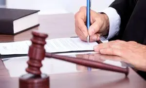 اهمیت تنظیم دادخواست توسط یک وکیل مجرب