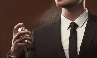 بهترین عطرهای تلخ مردانه برای دلربایی از خانم ها