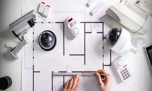 آیا دوربین مداربسته و دزدگیر اماکن هزینه های بالایی دارند؟