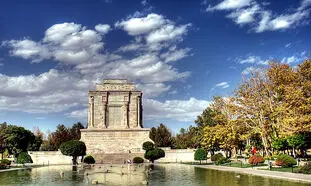 5جاذبه پرطرفدار مشهد که باید ببینید