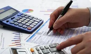 دولت از پول مردم در بانک مالیات می‌گیرد؟