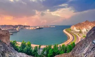با جاذبه های توریستی عمان آشنا شوید