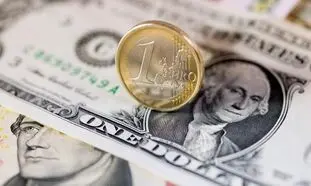 قیمت روز دلار 11 تیر 1402/ احتمال عبور نرخ ارز از کانال 50 هزار تومانی قوت گرفت