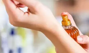 5 عطر شیرین زنانه زیر یک میلیون تومان
