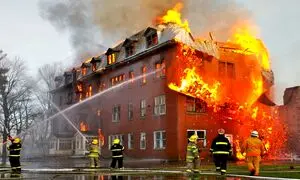 در هنگام آتش سوزی در ساختمان چه باید کرد؟