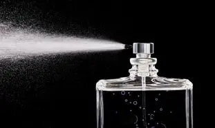 5 عطر پرفروش که زنانه و مردانه ندارند