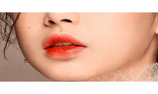 پرطرفدارترین تینت لب مایع در بین خانم ها