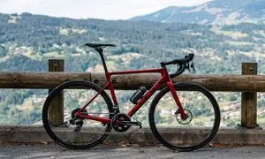 تبدیل آهن پاره به دوچرخه عجیب پیشرفته (ویدیو)