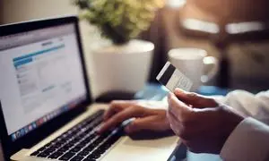 چرا خدمات غیرحضوری بانکی مهم است؟