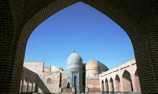 آشنایی با برخی از هتل های شهر خوش آب و هوای اردبیل