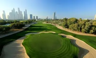 ساخت بزرگترین زمین گلف جهان عرب در ابر شهر عربستان