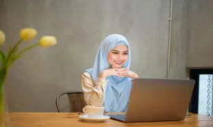 5 شغل با حقوق بالای 20 میلیون برای خانم ها
