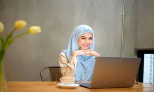 5 شغل با حقوق بالای 20 میلیون برای خانم ها