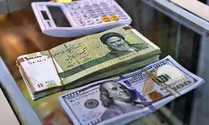 مقاومت دلالان دلار در برابر کاهش قیمت