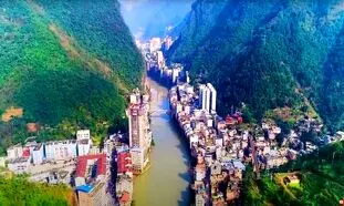 باریک ترین شهر جهان در کجا قرار دارد؟