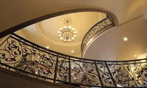 همه چیز درباره اهمیت نرده فرفورژه در ساختمان سازی