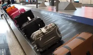 هواپیمایی که همه چمدان ها را جا گذاشت