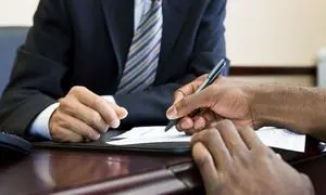 شرایط دریافت وام 300 میلیون تومانی بانک سینا + مبلغ اقساط