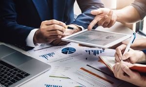 5 شغل با حقوق بالای 30 میلیون تومان / شهریور 1402