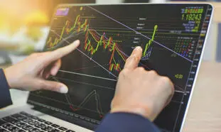 بروکر چیست؟ در مورد بروکر‌های فارکس چه می‌دانید؟