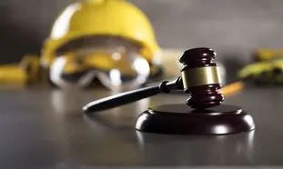 نقش وکیل اداره کار در جلوگیری از تضییع حقوق کارکنان