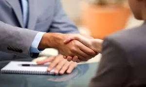 شرایط دریافت وام 200 میلیون تومانی بانک تجارت + مبلغ اقساط