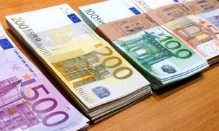 کاهش قیمت یورو در بازار آخر هفته