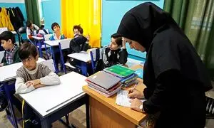 پرداخت مطالبات معوق فرهنگیان ؛ جدیدترین وعده دولت