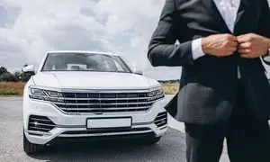 دستگیری پسری که با خودروهای لاکچری دختران را اغفال می‌کرد + تصویر
