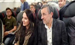تصویر یک زن بی حجاب در کنار رئیس جمهور سابق