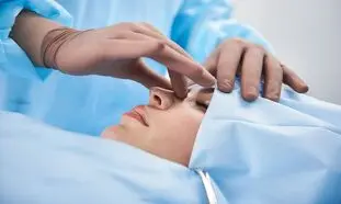 بهترین جراحی بینی گوشتی در تهران