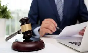 آشنایی با وکیل آنلاین و خدمات آن