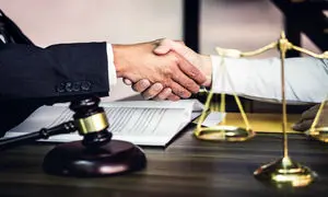 آشنایی با وظایف وکیل بیمه تامین اجتماعی