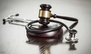 چگونه از یک پزشک شکایت کنیم؟