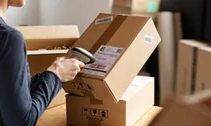 API چیست و مزایای استفاده از API پستکس