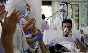 حمایت «آرون» از کادر درمانی و بیماران کرونایی